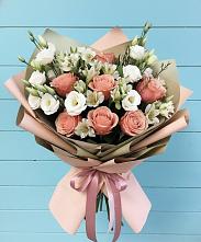 Букет цветов из:  Розы, Альстромерии и Лизиантусы в Партизан