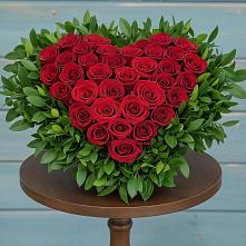 Цветочная композиция из Розы в виде сердца в Партизан