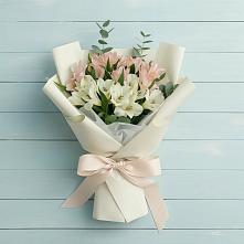 Букет цветов из:  Альстромерии в Партизан