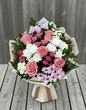 Букет цветов из:  Альстромерии, Гвоздики, Розы и Хризантемы в Партизан