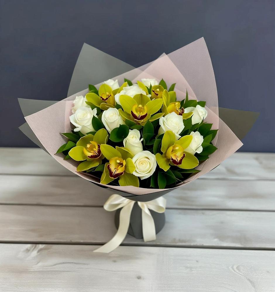 Букет цветов из: Орхидеи и Розы в Партизан